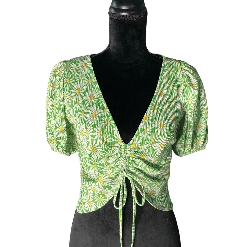 Zara Green and White Daisy Puff Sleeve Crop Blouse
